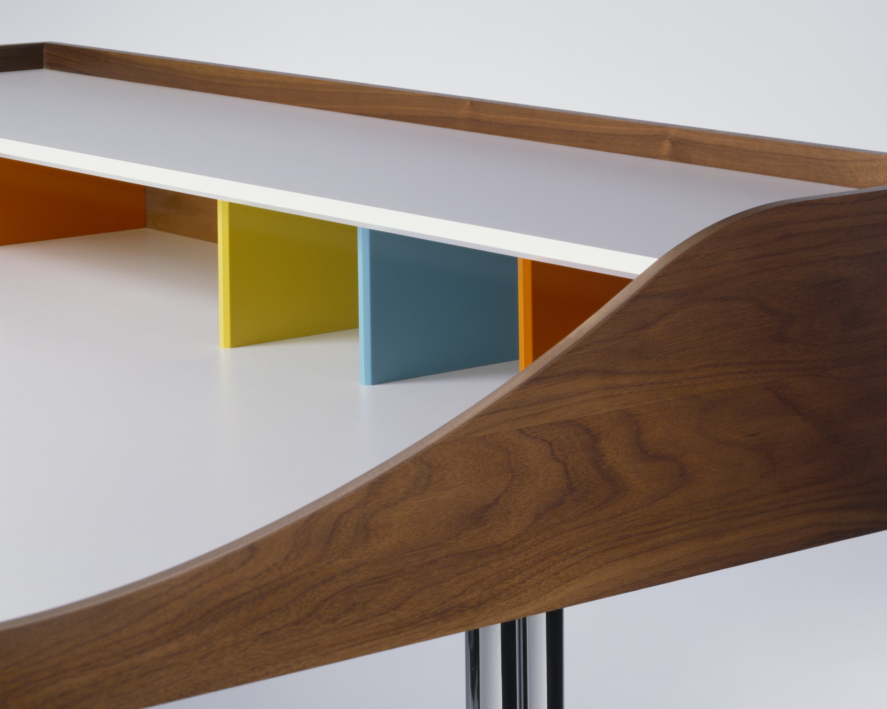 办公台|时尚大班台|办公安博网页版|安博anbo（中国）安博网页版|纳尔逊™Swag Leg办公桌